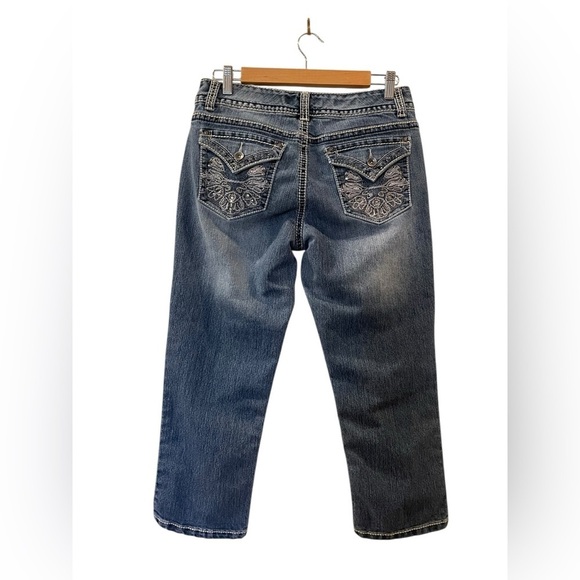 Nine West Jeans Women’s Sz 10 Date Night Fit Capri Embroidered Pockets - Picture 1 of 7